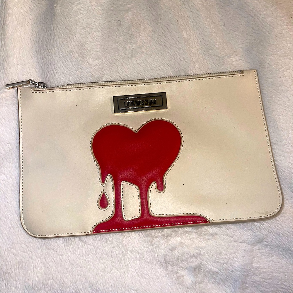 Love moschino heart zip clutch